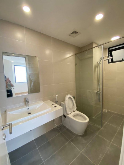 Chính chủ gửi bán căn hộ 3PN 2WC 140m2 ở Hà Nội Panagon Cầu Giấy. Liên hệ E Thành: 0852111838
