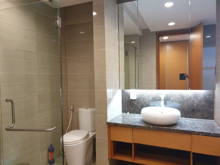 Em cần nhượng lại căn hộ ở Chelsea Park Trung Kính, 3 phòng ngủ, 2 vệ sinh, Full nội thất, Giá chỉ có 5.6 tỷ