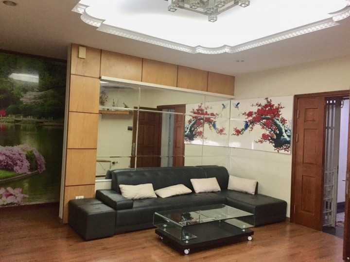 Bán căn hộ chung cư 173 Xuân Thủy, Cầu Giấy, Hà Nội. Full nội thất, 3PN, 2WC, giao dịch nhanh.