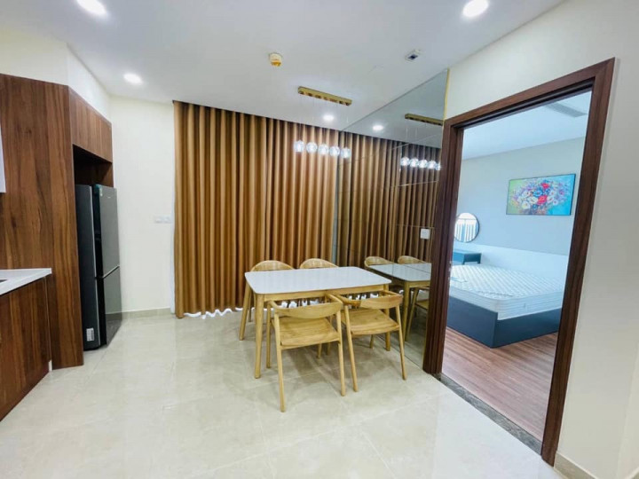 Cần bán gấp căn hộ chung cư ở Central Field Trung Kính 105m² 3PN full nội thất giá chỉ từ 4.9 tỷ