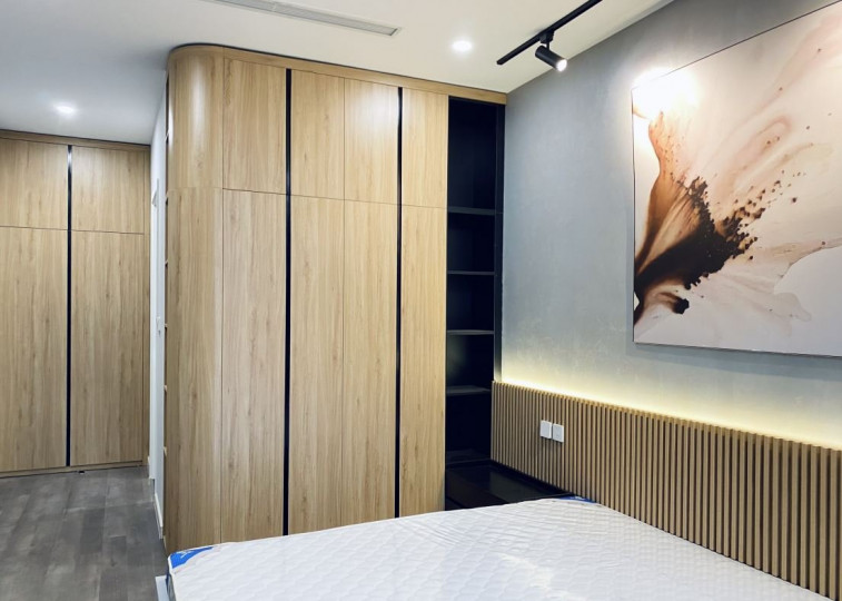 CHO THUÊ CHUNG CƯ 3PN IMPERIA GARDEN 203 NGUYỄN HUY TƯỞNG 17TR FULL NỘI THẤT