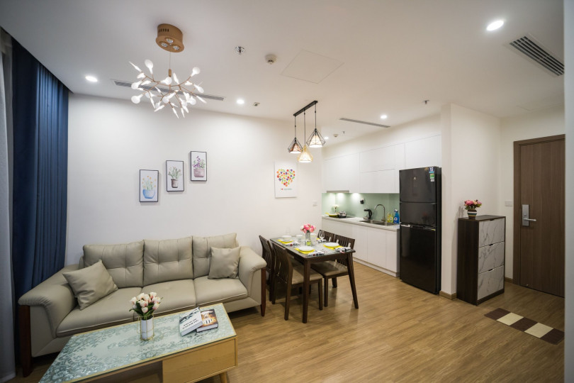 Cần bán nhanh căn hộ CC Vinhome Sky Lake - Phạm Hùng căn 2PN full nội thất giá 3.7 tỷ