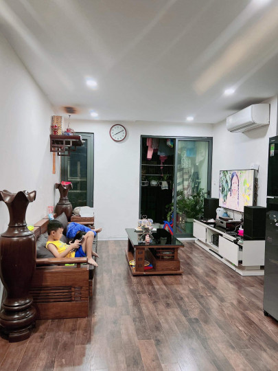 Cho thuê căn hộ chung cư siêu rẻ - The Garden Hill - 2PN full đồ - 12tr - vào luôn. Lh: 0984418248
