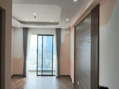 Cho thuê chung cư tòa C5 Vinhome D'Capitale Trần Duy Hưng căn 1PN cơ bản giá 11tr