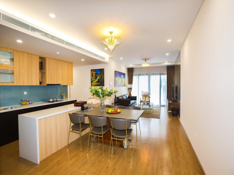Cần bán gấp căn hộ 3PN, Full đồ cao cấp tại chung cư Indochina Plaza. Liên hệ xem nhà: 0969636235