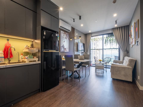 Cần bán gấp siêu phẩm - Home City Trung Kính 70m2 full nội thất với mức giá chỉ 3.8 tỷ để sở hữu 1 căn hộ siêu đẹp