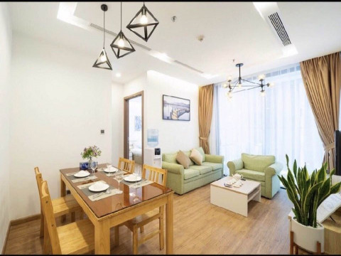 Cần nhượng lại căn hộ 3 phòng ngủ, 2 vệ sinh, Full nội thất ở Central Field Trung Kính