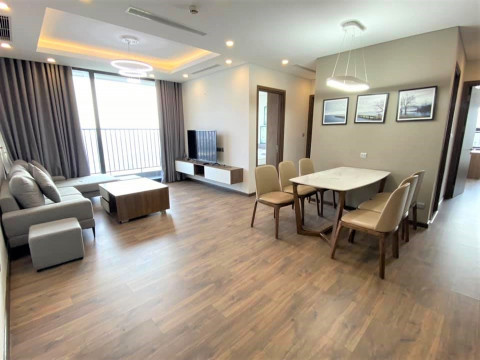 Anh em cần bán gấp căn hộ 91m2 3PN ở tại Sun Square Lê Đức Thọ Full đồ 4 Tỉ. LH: 0906212358