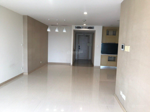 Cho thuê căn 117m2 3PN, tại Thăng Long Number One, vào luôn, có slot oto, cho làm VP. LH 0369 826 719