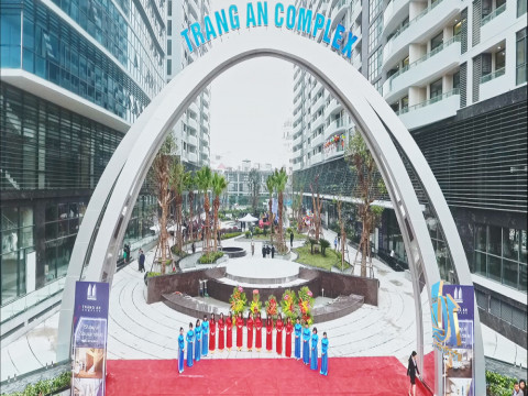 Nhượng căn hộ chung cư Tràng An Complex 2 + 1 phòng ngủ LH: 0523534786