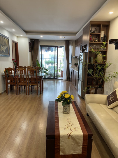 Chính chủ cho thuê căn hộ Home City 71m2 2PN full nội thất giá 15tr/tháng. LH: 0869555685