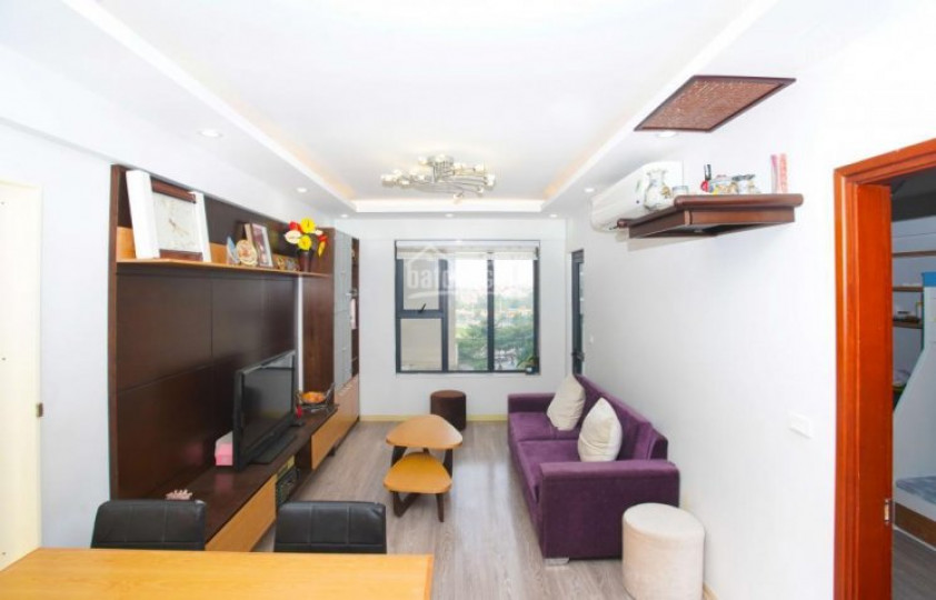 Tôi cần bán chung cư nhỉnh 2,5 tỷ có ngay căn hộ Green Star 2 PN - full nội thất - view hồ.