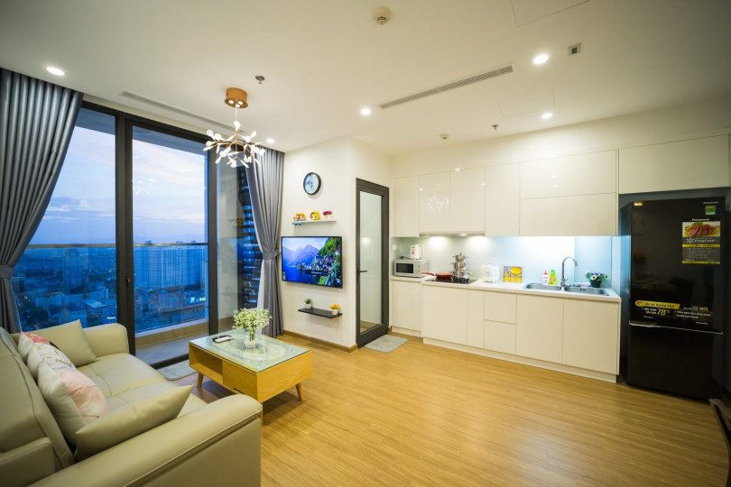Cho thuê căn 2PN full nội thất giá 18tr tại Vinhome Sky Lake - Phạm Hùng. LH: 0388682596