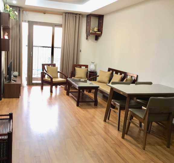 Cho thuê căn 2PN full nội thất giá 14tr tại Home City Trung Kính