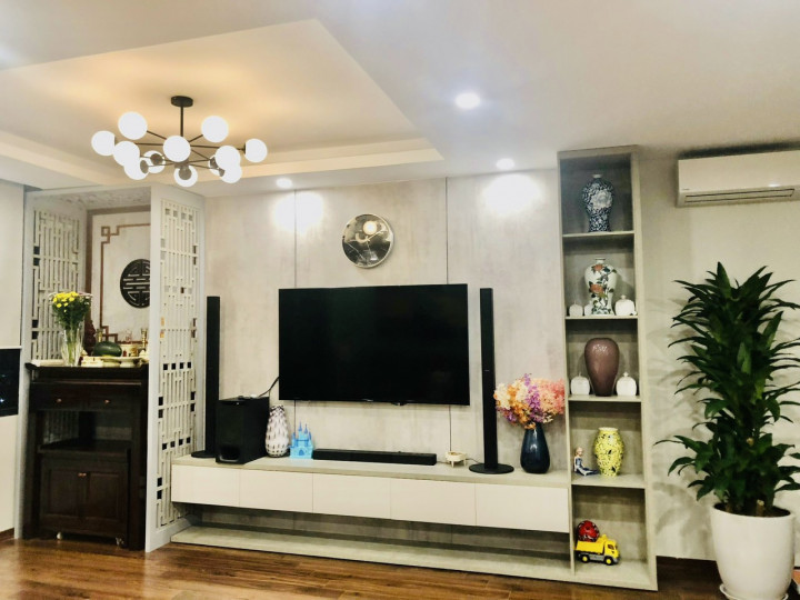 BÁN CĂN HỘ 3 PHÒNG NGỦ, 2 VỆ SINH VIEW HỒ ĐIỀU HÒA TÒA N01T1, KHU NGOẠI GIAO ĐOÀN 133M2. LH 0852111838