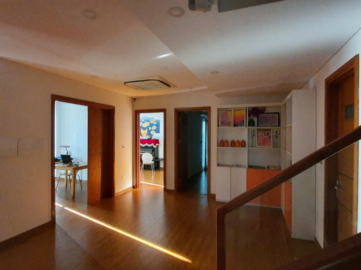 Cho Thuê Căn Hộ 2PN Cơ Bản Chung Cư Home City 177 Trung Kính Giá 12.5 Triệu/Tháng