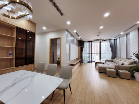 Cho thuê căn hộ 3PN, Full nội thất tại chung cư cao cấp THE ZEI - Mỹ Đình, giá thuê chỉ 24tr/th, LH: 0523559679