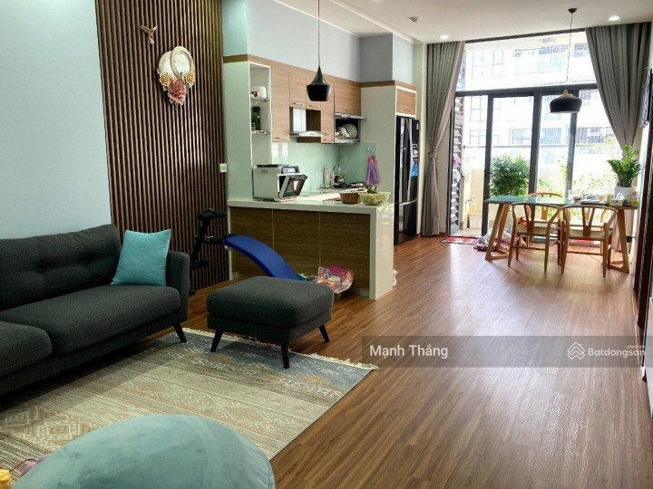 Bán chung cư Tràng An Complex, Cầu Giấy, HN. Tầng trung, 2PN, 2WC, full đồ, giá bán siêu tốt