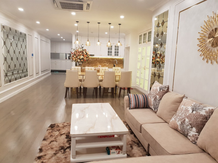 Chủ nhà nhờ tôi bán gấp căn hộ FLC 265 Cầu giấy 3 ngủ full đồ 114m2 giá 7,1 tỷ. LH: 0523535828