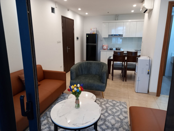 Chính chủ gửi bán căn hộ 2PN full nội thất chung cư Cầu Giấy Center Point