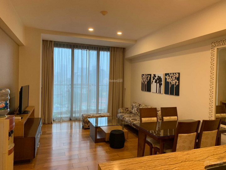 Bán nhanh chung cư Indochina Plaza, 241 Xuân Thủy, Cầu Giấy. Tầng trung, 2PN, 2WC, full nội thất