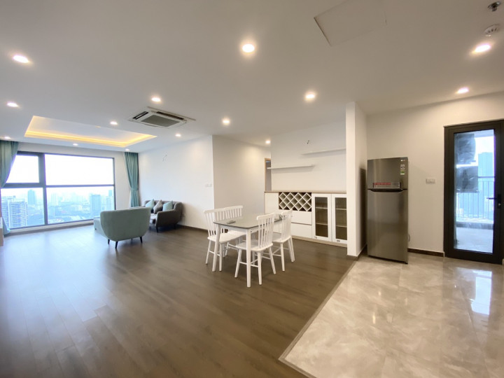 Cho Thuê Căn 4PN Full Nội Thất Giá 22tr Chung Cư S3 Goldmark City Hồ Tùng Mậu