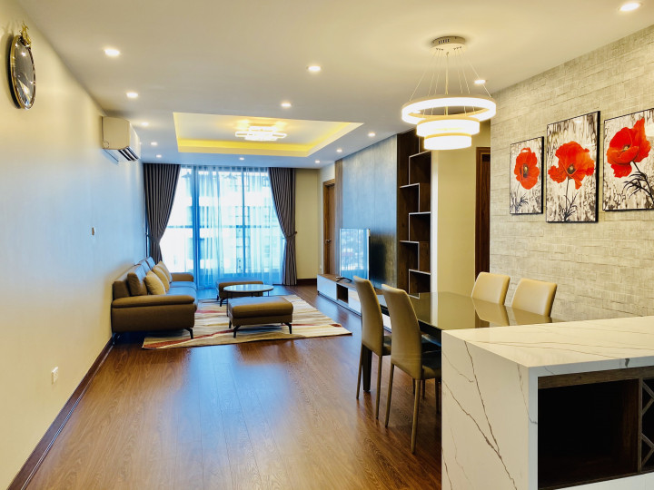 Cho thuê căn 3PN full nội thất giá 14.5tr tại Chung Cư Green Stars Phạm Văn Đồng