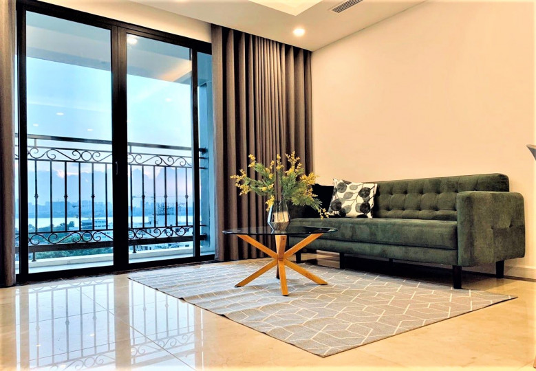 Chính chủ cho thuê căn hộ 2PN full nội thất chung cư D'.Le Roi Soleil Quảng An, Tây Hồ