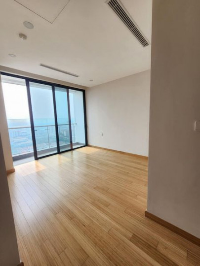 Cần bán gấp căn hộ 2 PN nội thất cơ bản ở The Zei - Mỹ Đình, Tòa B, đang chào bán với giá 5.9 tỷ