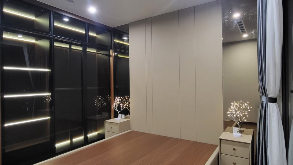 Cho thuê CC Center Point - Cầu Giấy, 103m, 3n2vs Chỉ 14 triệu