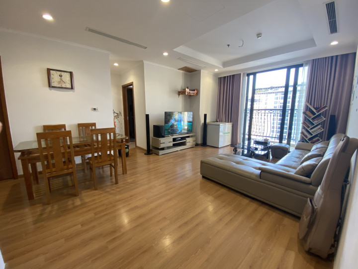Cho thuê CC Royal City - Nguyễn Trãi căn 3PN full nội thất giá 18tr