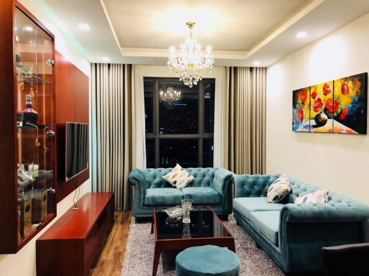 Chủ nhà gửi căn hộ FLC Complex 36 Phạm Hùng 70m2, 2PN, 2WC Full đồ view hồ. Liên hệ: 0852111838