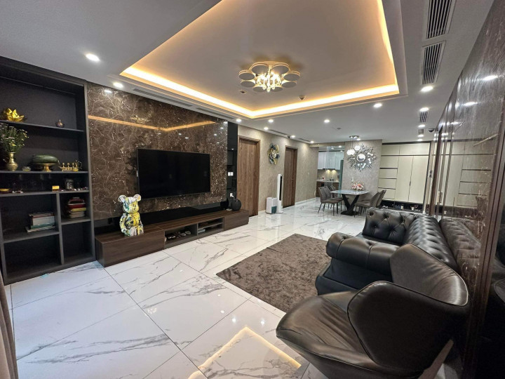 Chính chủ bán gấp căn góc 3 PN tại tòa A Shunshine Center Mỹ Đình 2, Nam Từ Liêm LH: 0523534786