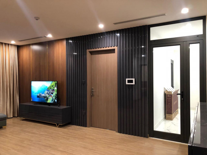 Bán gấp 4 ngủ 10 tỷ căn góc toà S3 18, view hồ Vinhomes Skylake Phạm Hùng, Nam Từ Liêm, Hà Nội