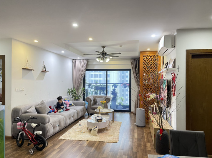 Bán chung cư R1 Goldmark City Hồ Tùng Mậu, 3 phòng ngủ full nội thất, 130m2 giá 6,85 tỷ bao phí Liên Hệ: 0869555685