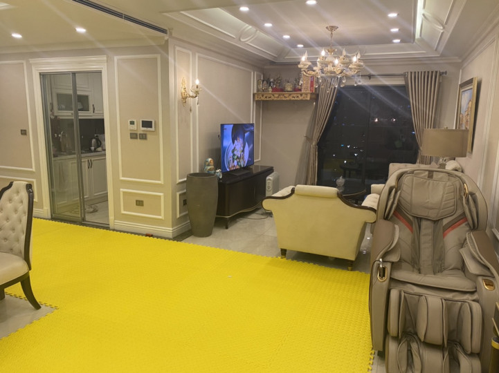 Bán căn hộ R2 Goldmark City Hồ Tùng Mậu 116m2 3PN 2WC full nội thất giá 6 tỷ 6 liên hệ 0852111838
