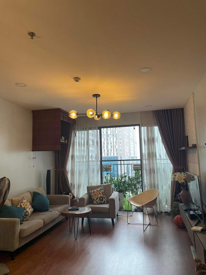 Tôi cần bán căn hộ tại chung cư N03-T4 Ngoại Giao Đoàn, Bắc Từ Liêm. Full đồ, 3PN, 2WC, bao phí