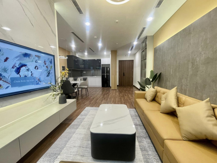 Cần bán gấp siêu phẩm - Vinhomes D'Capitale Trần Duy Hưng, Tòa C2, Full nội thất với mức giá 4 tỷ để sở hữu 1 căn hộ siêu đẹp