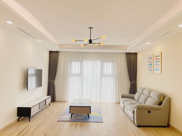 Cần bán gấp siêu phẩm - Hà Nội Paragon Tower 100m2 full đồ với mức giá 4 tỷ để sở hữu 1 căn hộ siêu đẹp