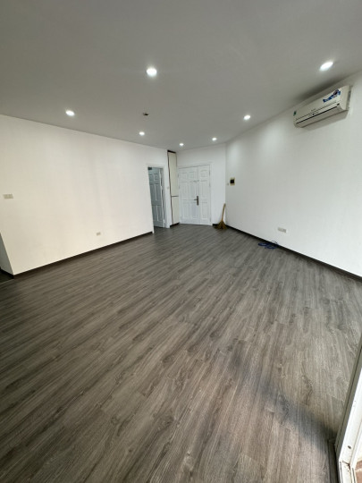 Chỉ với số tiền là 4.8 tỷ để sở hữu luôn căn hộ siêu đẹp 109m2 nội thất cơ bản ở 173 Xuân Thủy - Cầu Giấy
