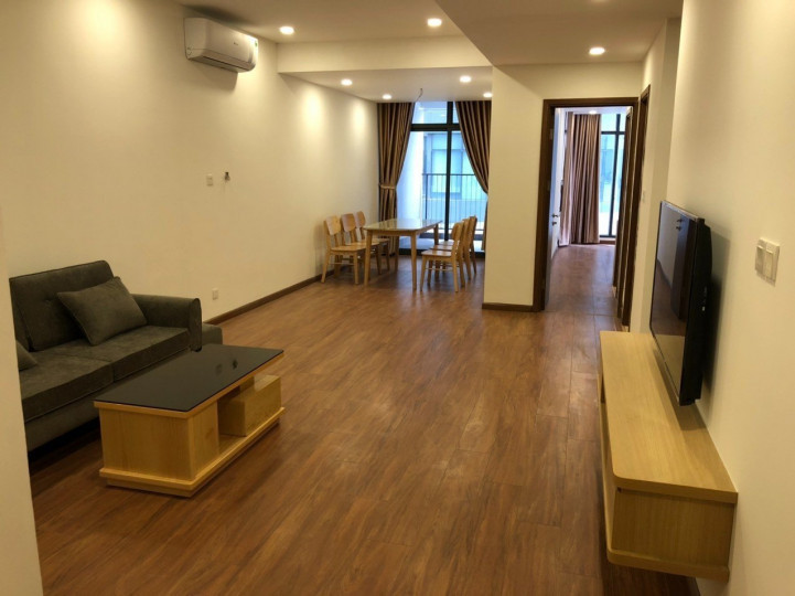 Bán gấp căn hộ 2PN hướng mát tại dự án Discovery Complex, full nội thất, căn 2PN.Lh: 0523535828