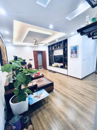Do không có nhu cầu sử dụng nên cho thuê căn 3n2wc, 110m tại chung cư Indochina