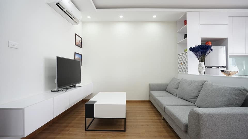 Chính chủ bán căn hộ 91.5m2 full đồ cao cấp, CC Florence. Gía 3.99 tỷ. Bao mọi phí