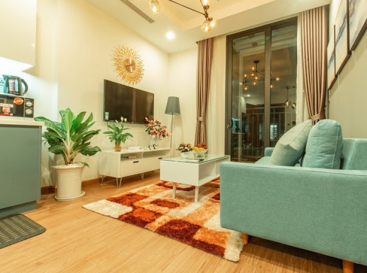 Bán gấp căn hộ chung cư ở Vinhome Green Bay - Mễ Trì, 2 phòng ngủ, Full nội thất giá 2.8 tỷ. Lh: 0969636235