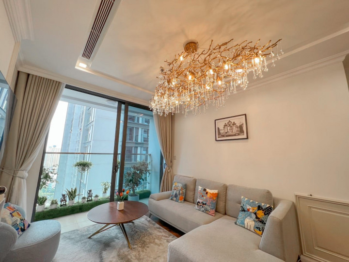 Gia đình cho thuê Vinhomes West Point W2 căn 2PN DT 72m2 view đẹp, giá rẻ 16,5 triệu full đồ đẹp