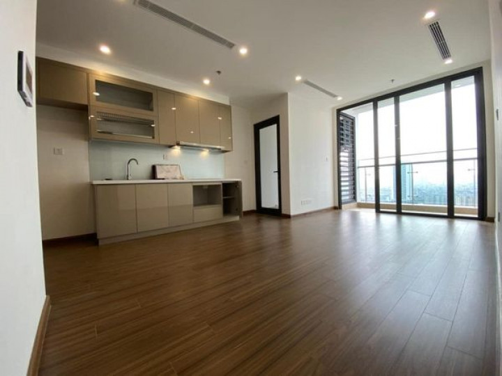 Cần cho thuê gấp căn hộ ở Vinhomes West Point - Phạm Hùng, 2 phòng ngủ, 2 vệ sinh, nội thất cơ bản. Lh: 0964370279