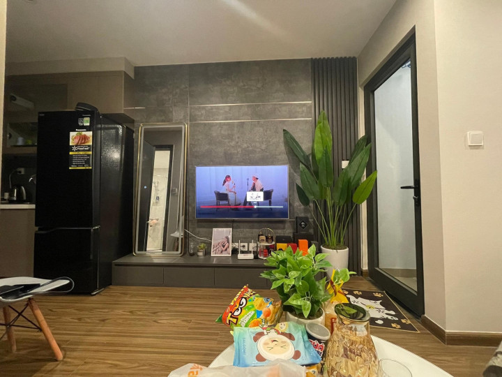 Cho thuê nhanh căn hộ studio full nội thất ở Vinhomes West Point giá chỉ có 14tr/th. Lh: 0936485622