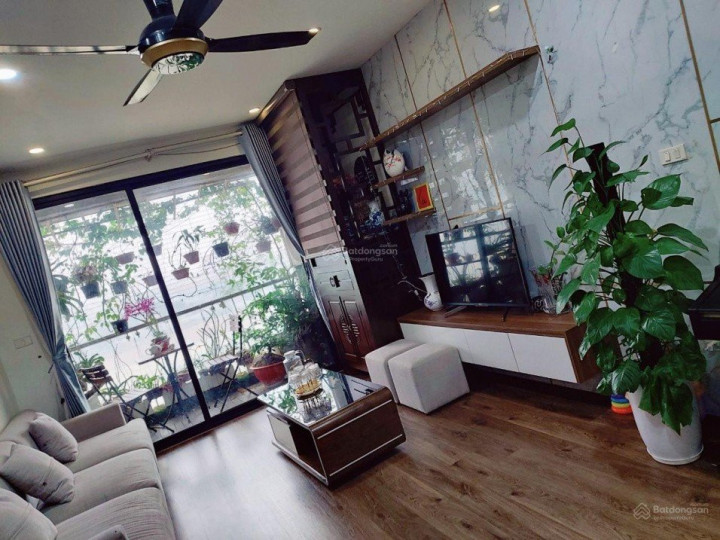 Cần Bán Gấp Căn Hộ Chung Cư FLC 36 Phạm Hùng -  DT 70m2,2N,2VS, Giá Chỉ 2.8 Tỷ.