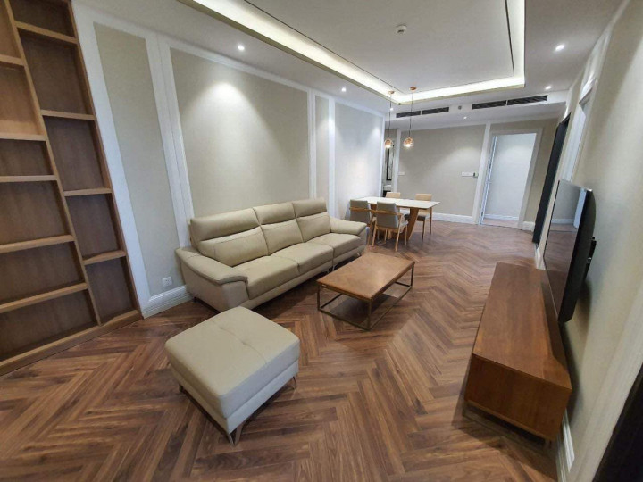 Anh em gửi cho thuê căn hộ chung cư ở  King Palace - 108 Nguyễn Trãi giá chỉ 23.5tr/th