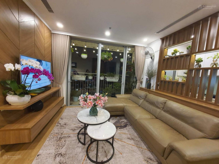 Bán gấp căn chung cư Garden hill , 81m2, 2PN, tầng trung giá 2,9 tỷ,